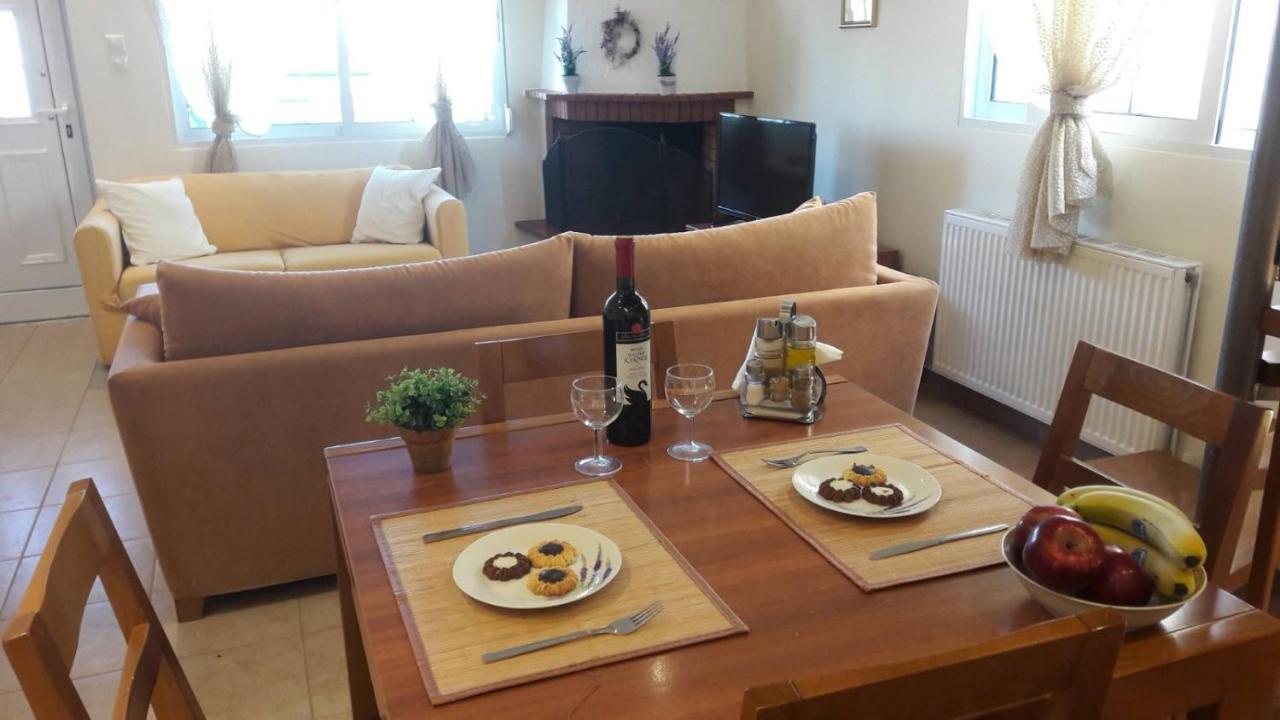 Ideal Family House Néa Péramos Extérieur photo