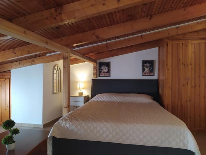 Ideal Family House Néa Péramos Extérieur photo