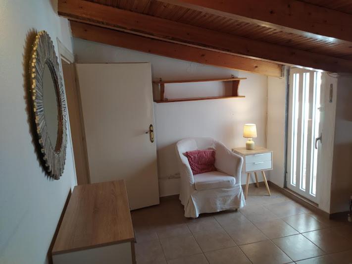 Ideal Family House Néa Péramos Extérieur photo